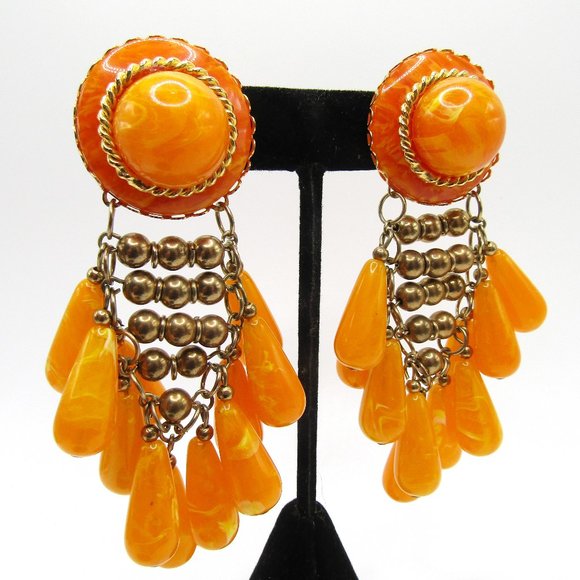 Vintage Lucite Dangle Earrings Yellow Cha Cha Statement Amazing Clip On - Picture 1 of 5